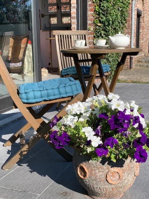 Lovely 1-Bedroom Appartement Le Joyau With Indoor Pool And Sauna Lasne Exteriör bild