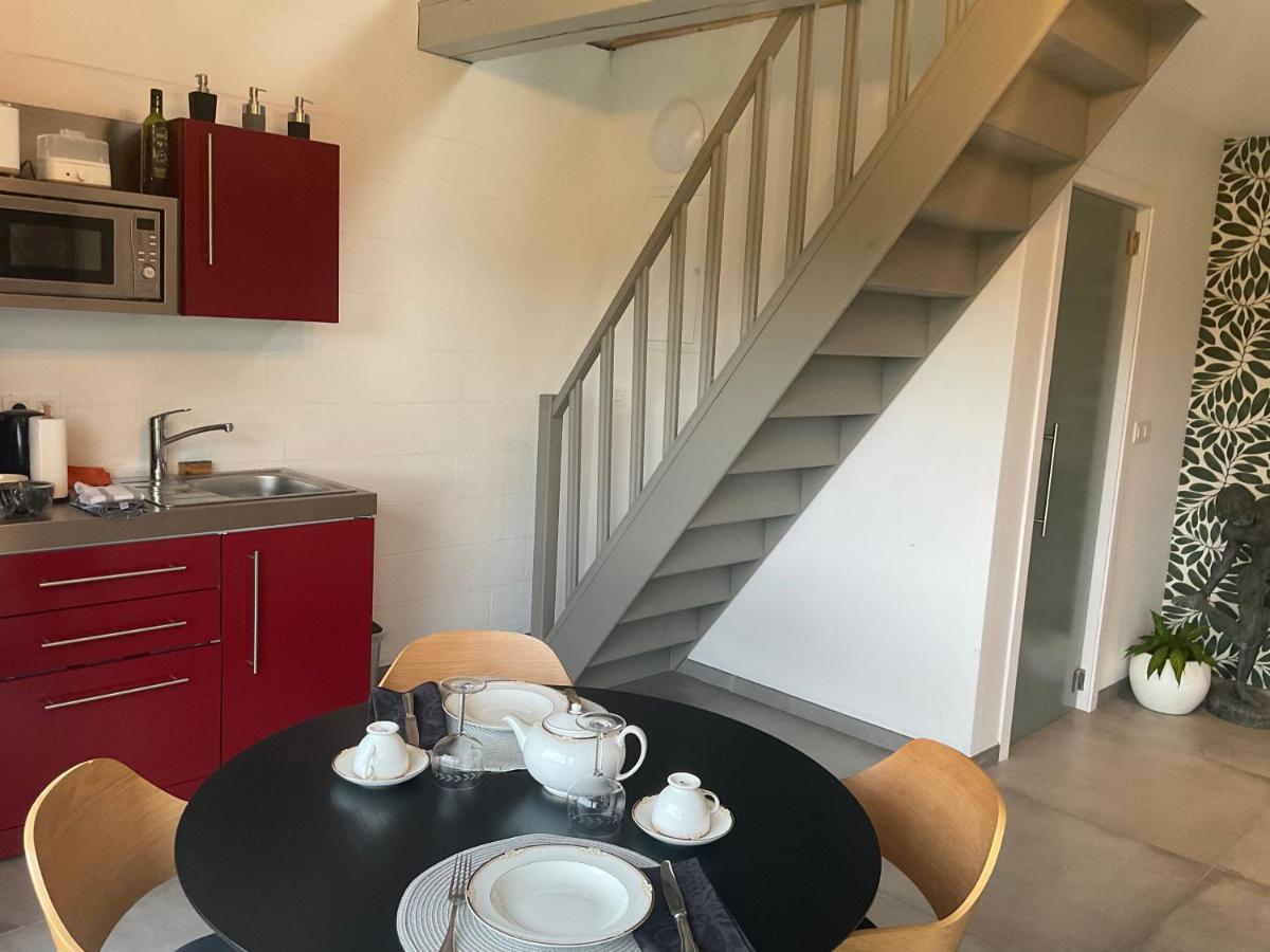 Lovely 1-Bedroom Appartement Le Joyau With Indoor Pool And Sauna Lasne Exteriör bild