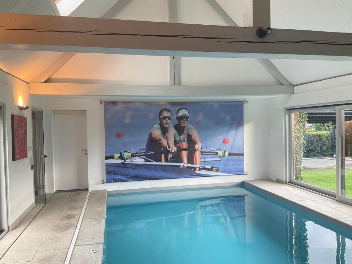 Lovely 1-Bedroom Appartement Le Joyau With Indoor Pool And Sauna Lasne Exteriör bild