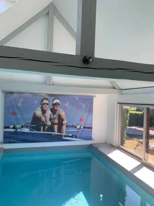 Lovely 1-Bedroom Appartement Le Joyau With Indoor Pool And Sauna Lasne Exteriör bild